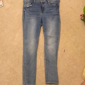 Old navy rockstar mid-rise jeans, size 10